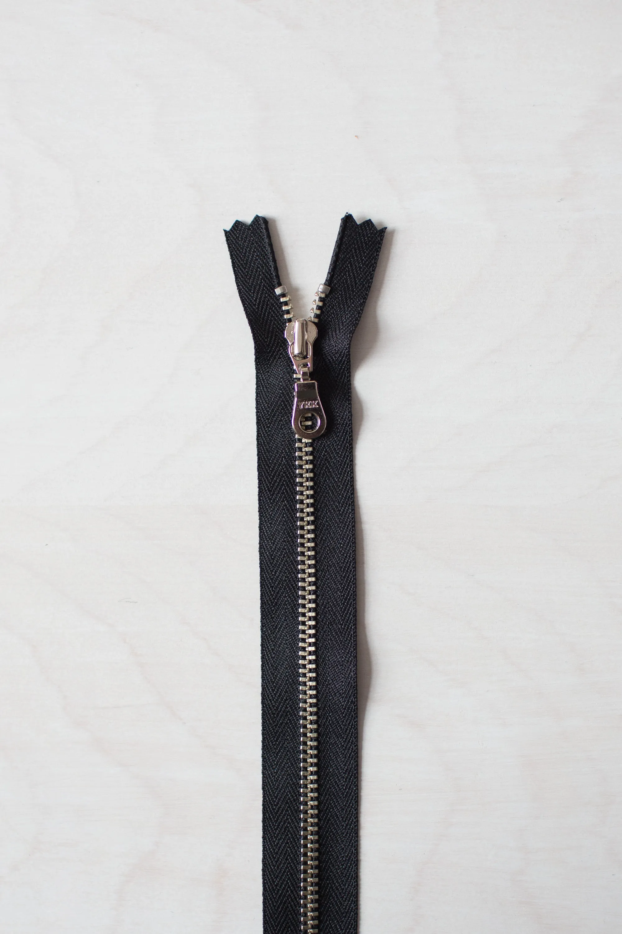 7"/18 cm Metal Zipper