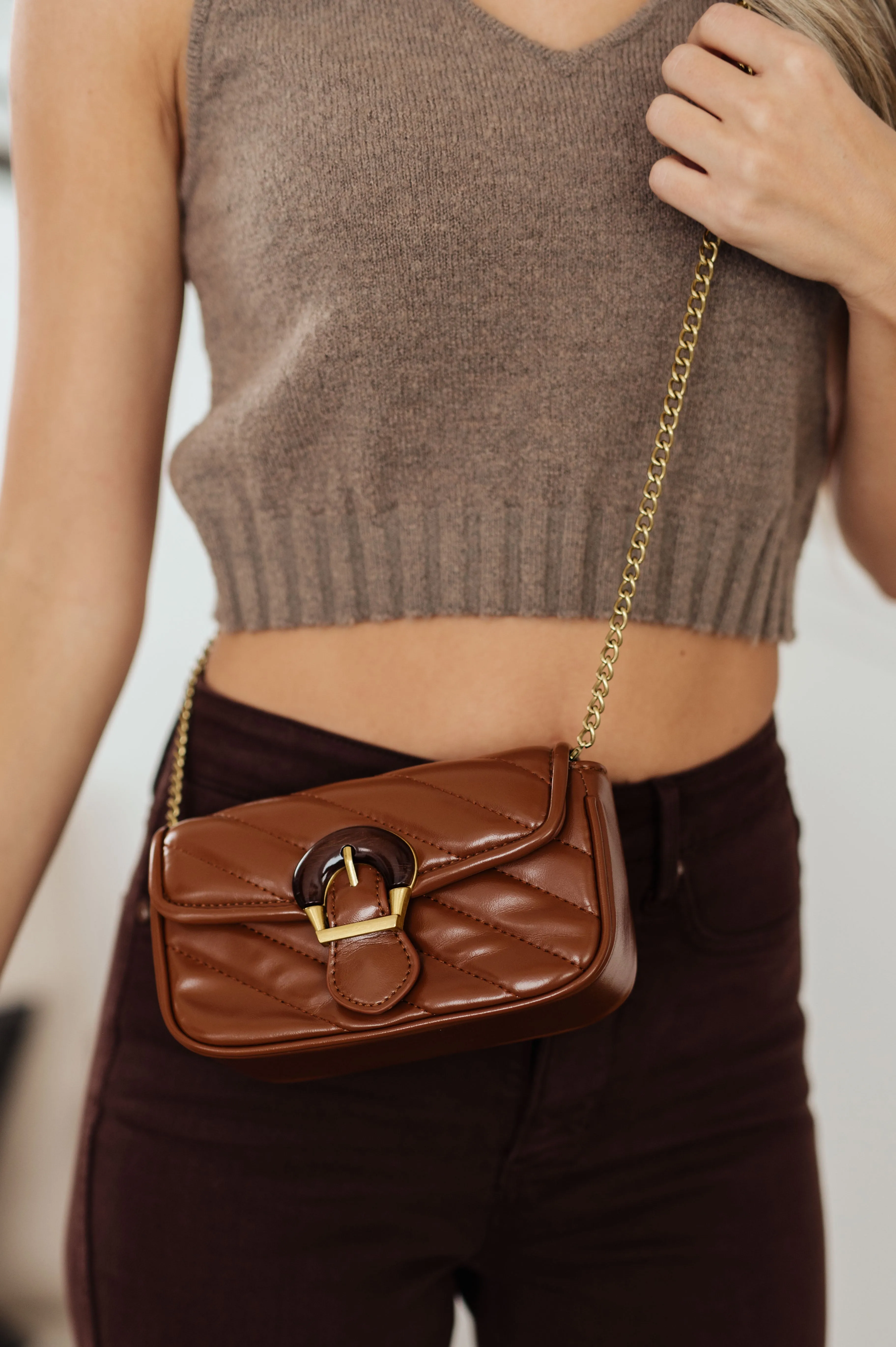 CLASSIC BEAUTY QUILTED CLUTCH IN BROWN