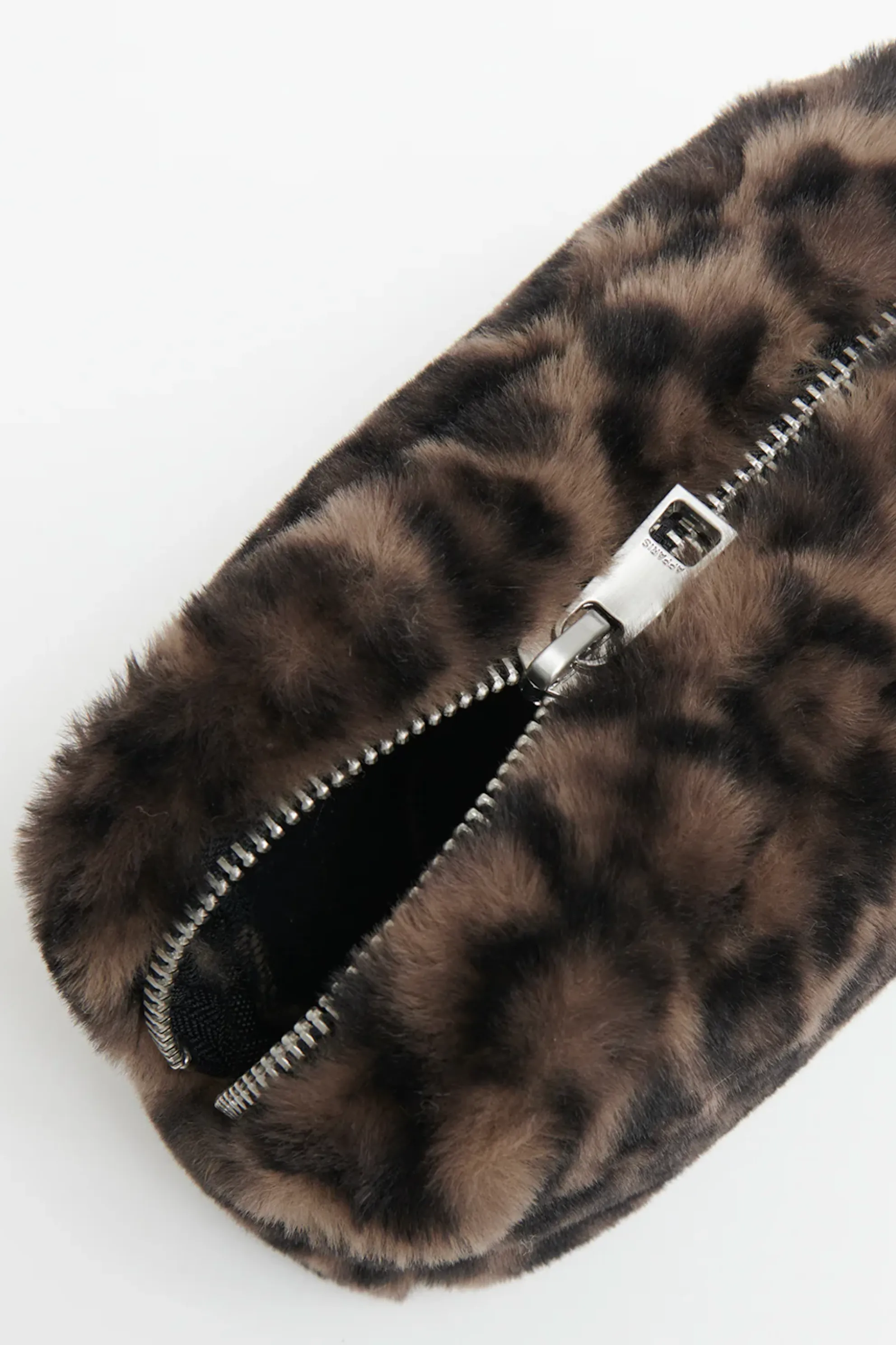 Noor Leopard Pouch